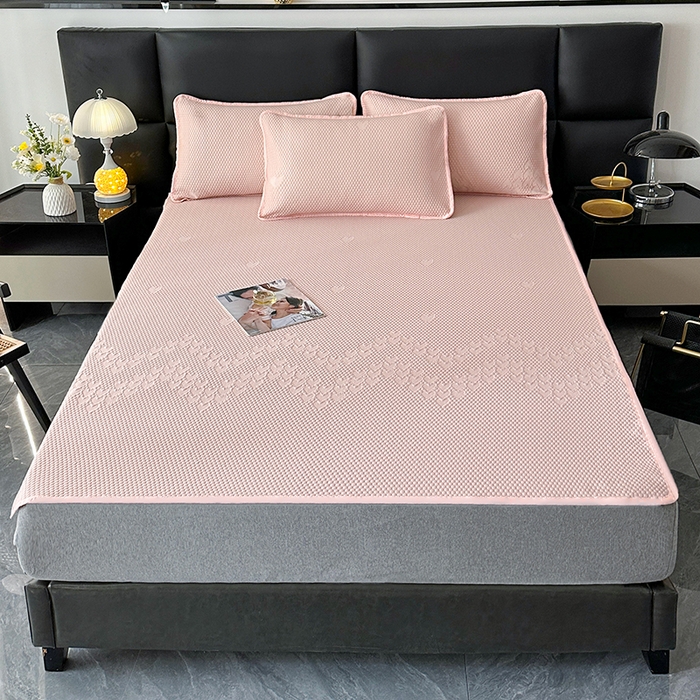 91家纺网 家纺一手货源 找家纺 爱洛家纺 2025新款A类冰丝豆豆凉席-爱心 爱心床垫~粉玉