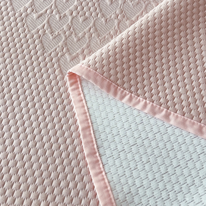 91家纺网 家纺一手货源 找家纺 爱洛家纺 2025新款A类冰丝豆豆凉席-爱心 爱心床垫~粉玉