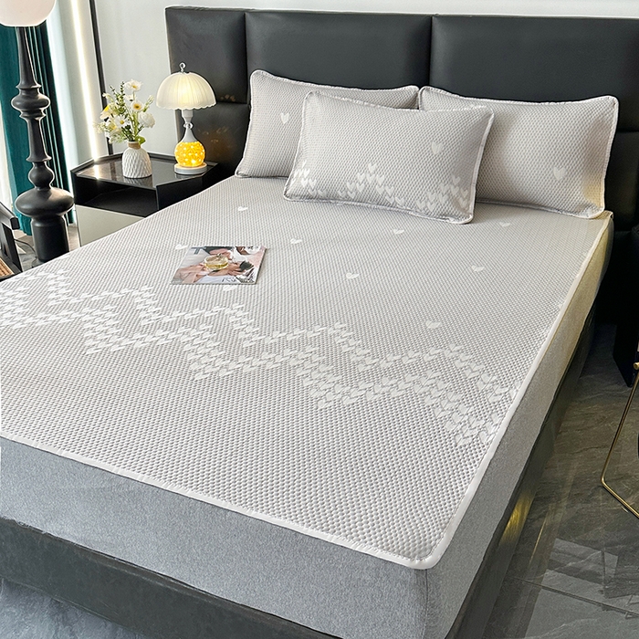 91家纺网 家纺一手货源 找家纺 爱洛家纺 2025新款A类冰丝豆豆凉席-爱心 爱心床垫~灰