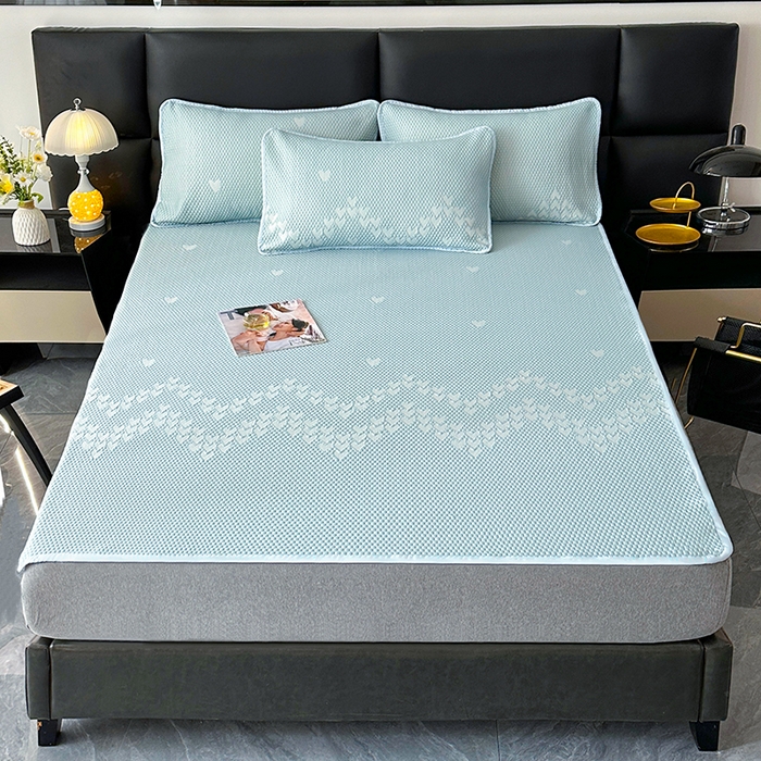 91家纺网 家纺一手货源 找家纺 爱洛家纺 2025新款A类冰丝豆豆凉席-爱心 爱心床垫~蓝