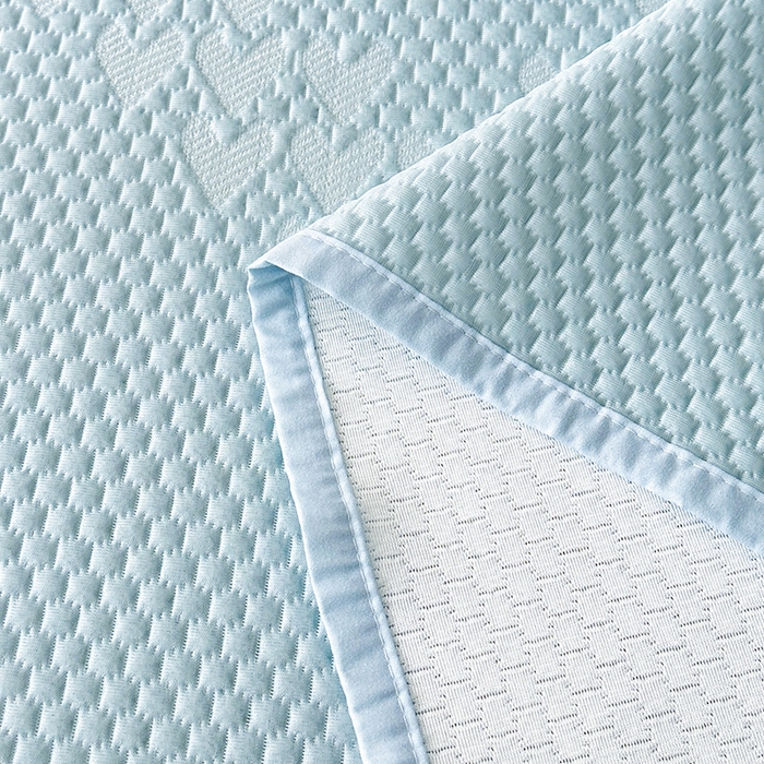 91家纺网 家纺一手货源 找家纺 爱洛家纺 2025新款A类冰丝豆豆凉席-爱心 爱心床垫~蓝