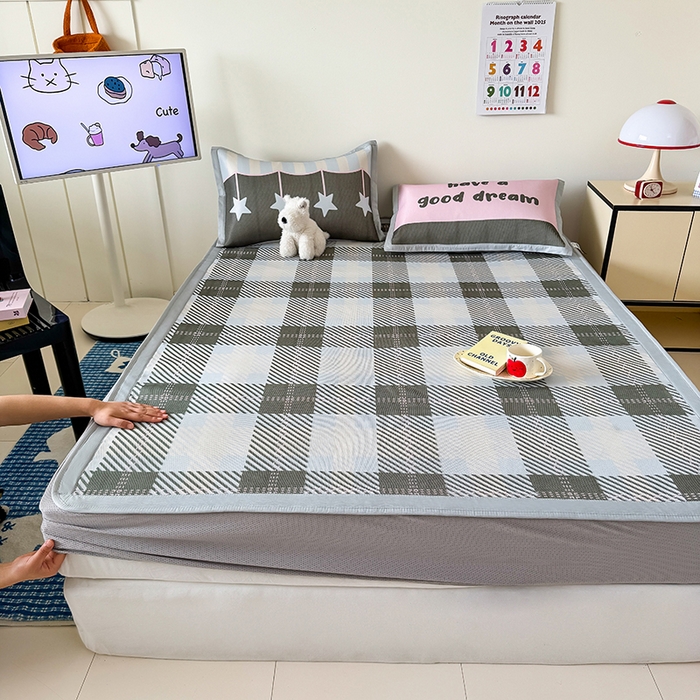 91家纺网 家纺一手货源 找家纺 （总）安哆啦家纺 2025新款A类印花冰藤凉席简约条格系列凉席席子