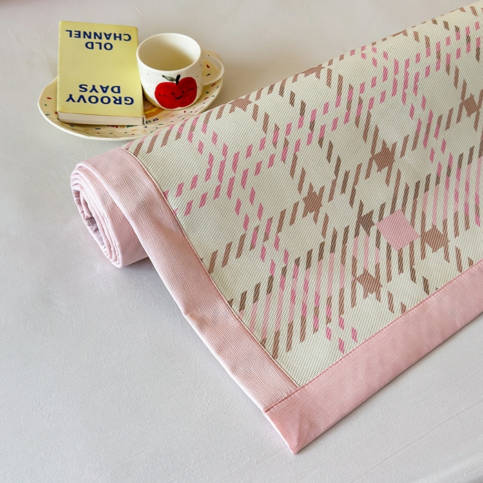 91家纺网 家纺一手货源 找家纺 安哆啦家纺 2025新款A类印花冰藤凉席简约条格系列凉席席子 格格兔-床席款