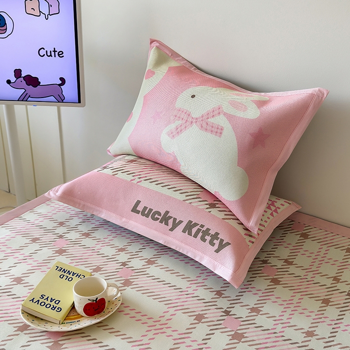 91家纺网 家纺一手货源 找家纺 安哆啦家纺 2025新款A类印花冰藤凉席简约条格系列凉席席子 格格兔-床席款