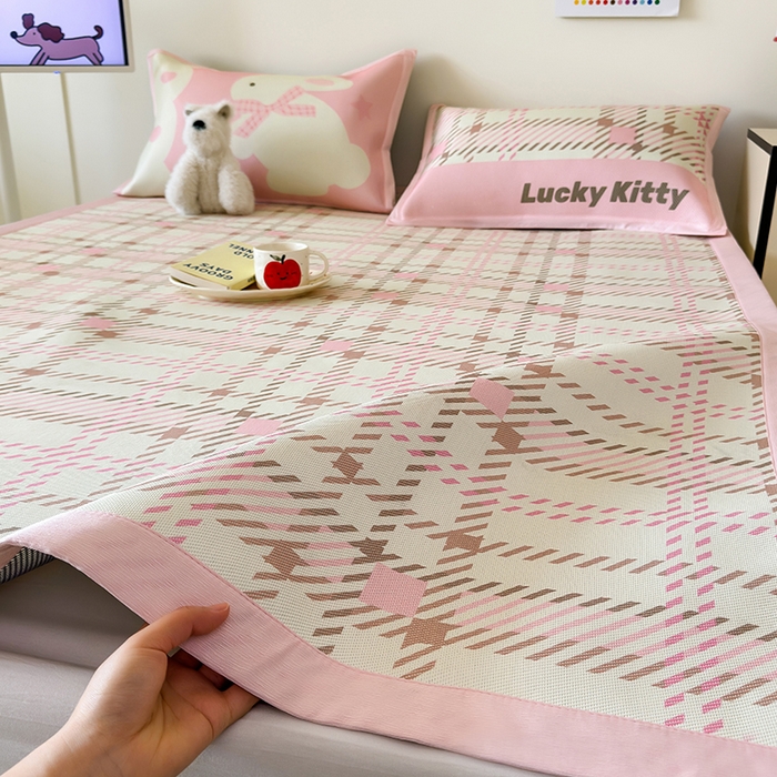 91家纺网 家纺一手货源 找家纺 安哆啦家纺 2025新款A类印花冰藤凉席简约条格系列凉席席子 格格兔-床席款