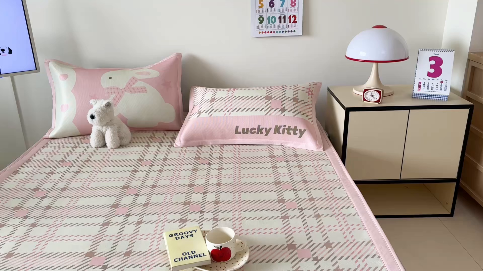 91家纺网 家纺一手货源 找家纺 安哆啦家纺 2025新款A类印花冰藤凉席简约条格系列凉席席子 格格兔-床席款