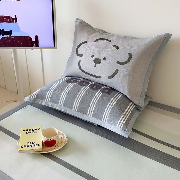 91家纺网 家纺一手货源 找家纺 安哆啦家纺 2025新款A类印花冰藤凉席简约条格系列凉席席子 简约灰条-床席款