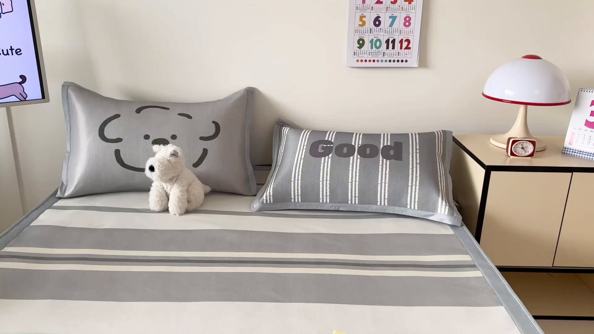 91家纺网 家纺一手货源 找家纺 安哆啦家纺 2025新款A类印花冰藤凉席简约条格系列凉席席子 简约灰条-床席款