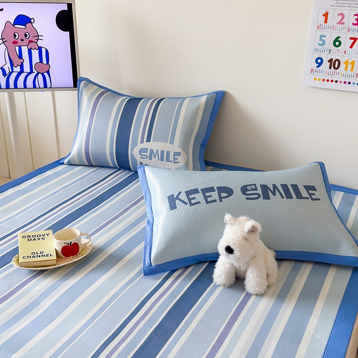 91家纺网 家纺一手货源 找家纺 安哆啦家纺 2025新款A类印花冰藤凉席简约条格系列凉席席子 绅士蓝条-床席款