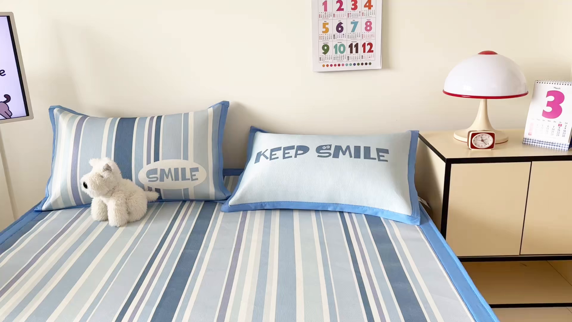 91家纺网 家纺一手货源 找家纺 安哆啦家纺 2025新款A类印花冰藤凉席简约条格系列凉席席子 绅士蓝条-床席款