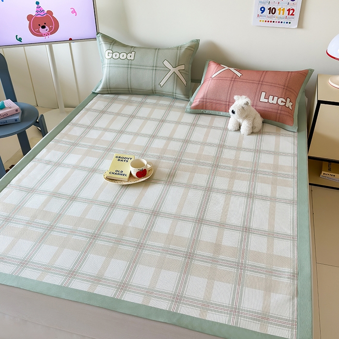 91家纺网 家纺一手货源 找家纺 安哆啦家纺 2025新款A类印花冰藤凉席简约条格系列凉席席子 小绿格-床席款