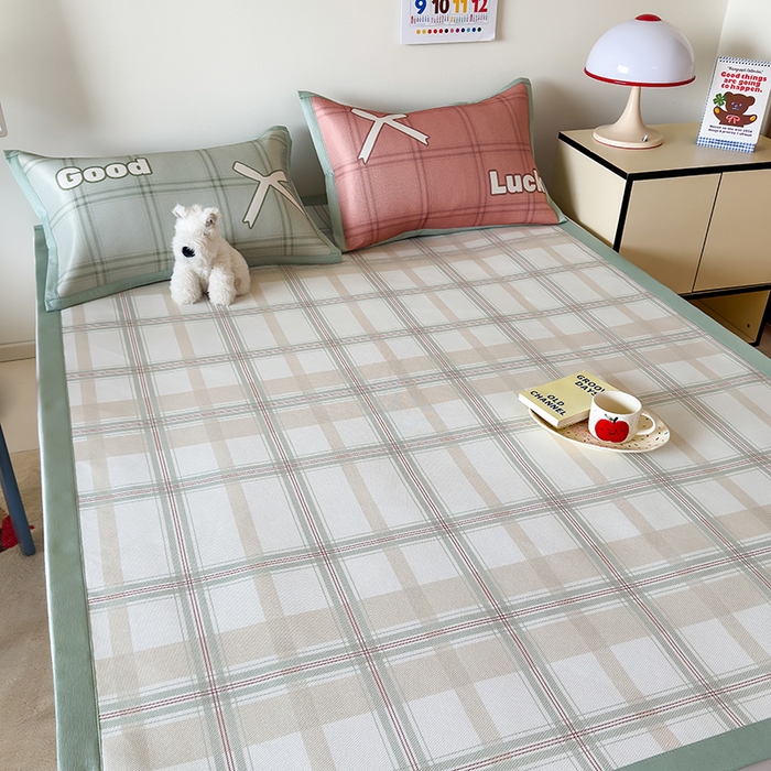 91家纺网 家纺一手货源 找家纺 安哆啦家纺 2025新款A类印花冰藤凉席简约条格系列凉席席子 小绿格-床席款