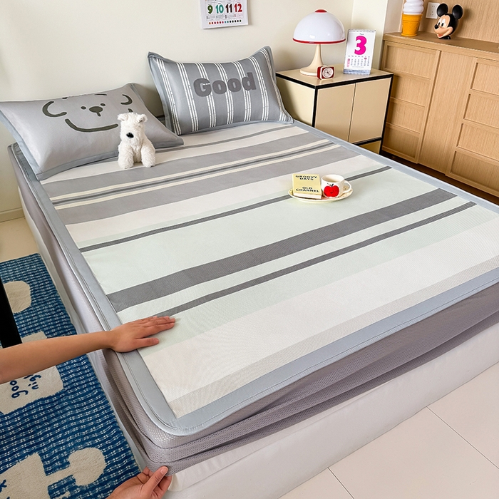 91家纺网 家纺一手货源 找家纺 安哆啦家纺 2025新款A类印花冰藤凉席简约条格系列凉席席子 简约灰条-床笠款