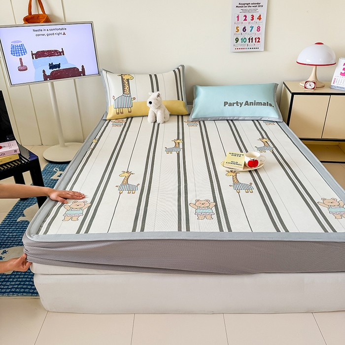 安哆啦家纺 2025新款A类印花冰藤凉席简约条格系列凉席席子 长颈鹿-床笠款