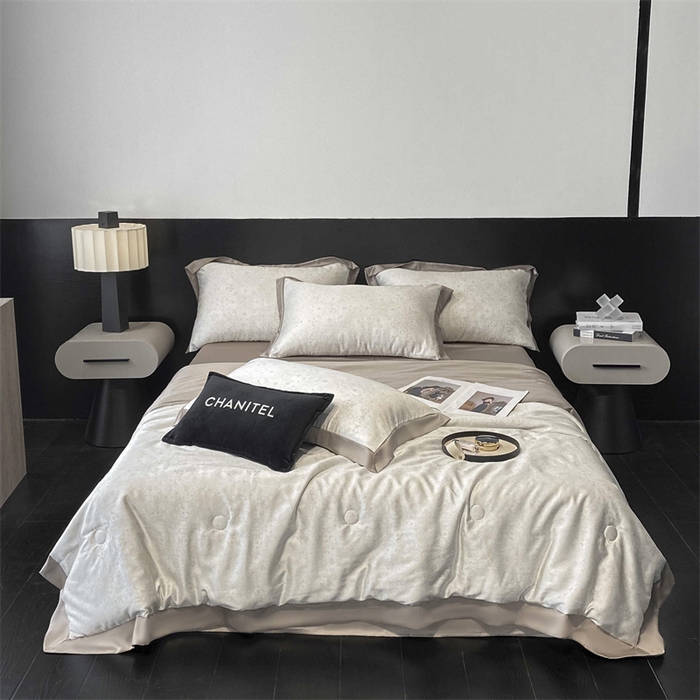 91家纺网 家纺一手货源 找家纺 本制 2025新款混纺天丝印花夏被夏凉被空调被 鎏金+太空灰