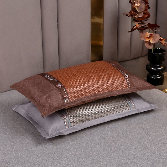 91家纺网 家纺一手货源 找家纺 纽乐家纺 2025新款全荞麦壳枕头夏季冰丝藤席枕芯冰藤荞麦枕竹面凉席枕头 组合图仅供展示