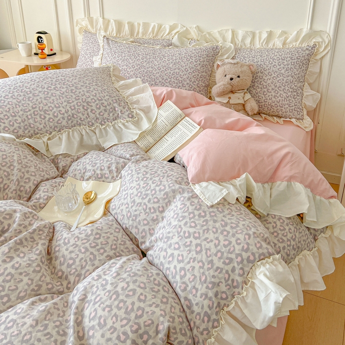 91家纺网 家纺一手货源 找家纺 涵宸家纺 2025新款A类全棉双层纱荷叶花边四件套 花边-甜酷豹纹