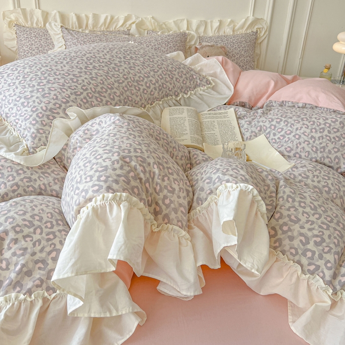 91家纺网 家纺一手货源 找家纺 涵宸家纺 2025新款A类全棉双层纱荷叶花边四件套 花边-甜酷豹纹