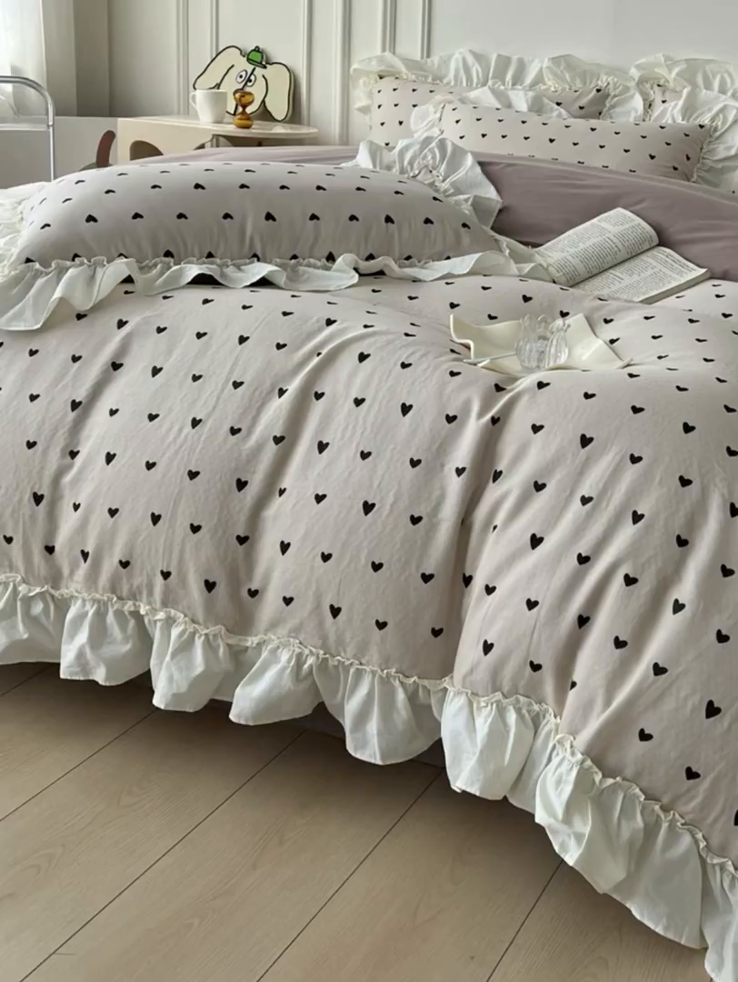 91家纺网 家纺一手货源 找家纺 涵宸家纺 2025新款A类全棉双层纱荷叶花边四件套 花边-心情