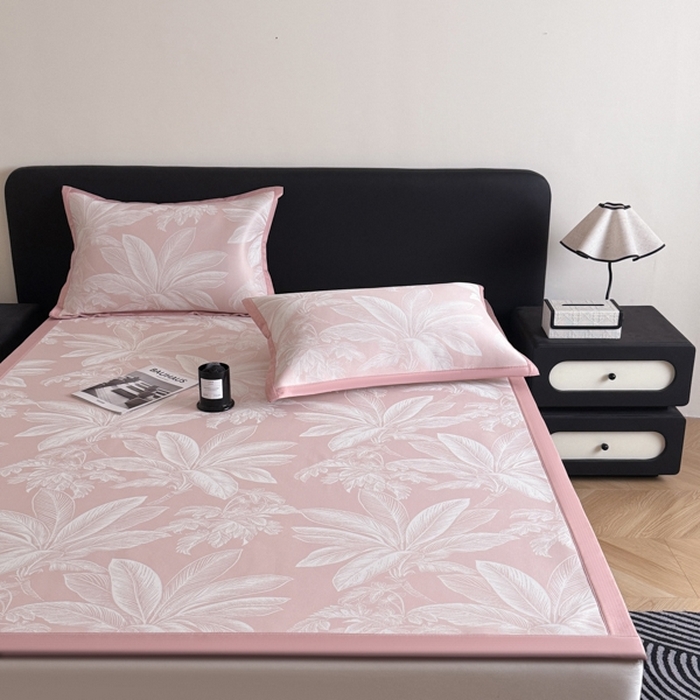 91家纺网 家纺一手货源 找家纺 （总）九花鹿 2025新款A类PE凉感提花冰丝凉席软凉席可水洗可机洗