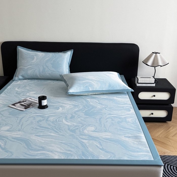 91家纺网 家纺一手货源 找家纺 （总）九花鹿 2025新款A类PE凉感提花冰丝凉席软凉席可水洗可机洗