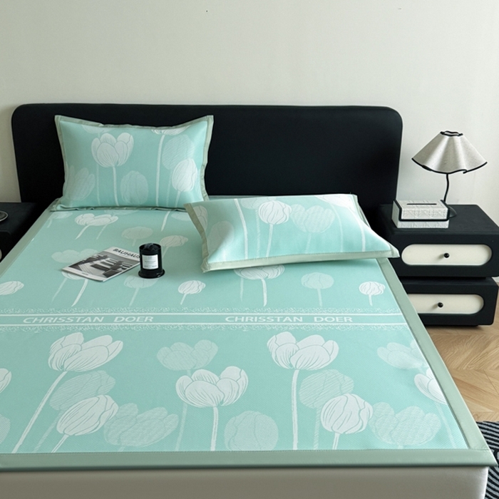 91家纺网 家纺一手货源 找家纺 （总）九花鹿 2025新款A类PE凉感提花冰丝凉席软凉席可水洗可机洗