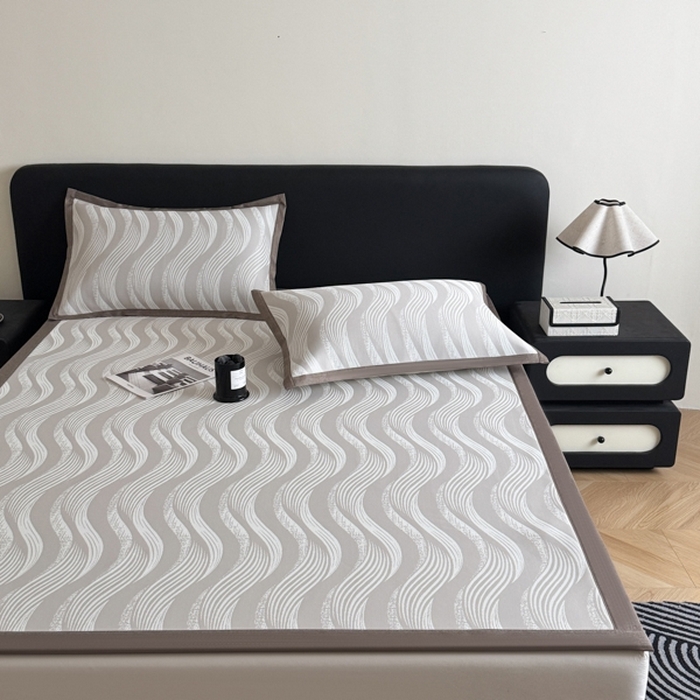 91家纺网 家纺一手货源 找家纺 九花鹿 2025新款A类PE凉感提花冰丝凉席软凉席可水洗可机洗 波纹（米灰）