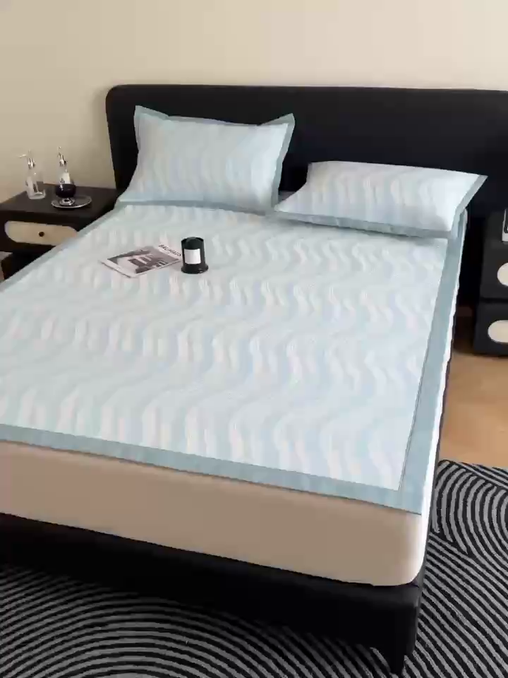 91家纺网 家纺一手货源 找家纺 九花鹿 2025新款A类PE凉感提花冰丝凉席软凉席可水洗可机洗 波纹（天空蓝）