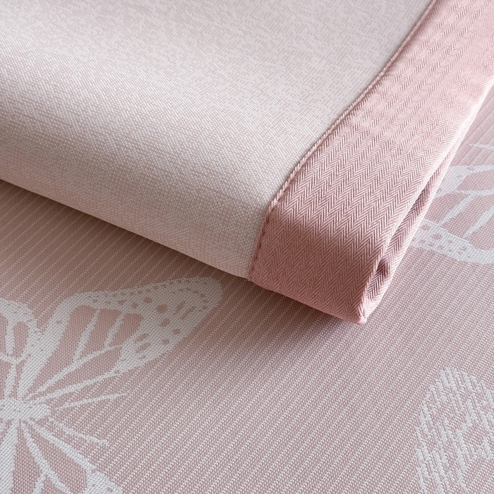 91家纺网 家纺一手货源 找家纺 九花鹿 2025新款A类PE凉感提花冰丝凉席软凉席可水洗可机洗 蝶舞（浅粉）