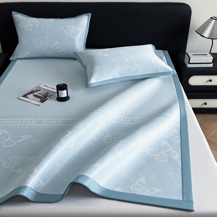 91家纺网 家纺一手货源 找家纺 九花鹿 2025新款A类PE凉感提花冰丝凉席软凉席可水洗可机洗 蝶舞（天空蓝）