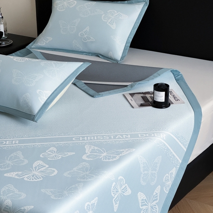 91家纺网 家纺一手货源 找家纺 九花鹿 2025新款A类PE凉感提花冰丝凉席软凉席可水洗可机洗 蝶舞（天空蓝）