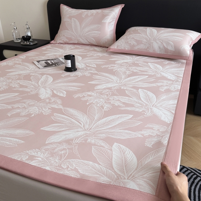 91家纺网 家纺一手货源 找家纺 九花鹿 2025新款A类PE凉感提花冰丝凉席软凉席可水洗可机洗 盆栽（樱花粉）