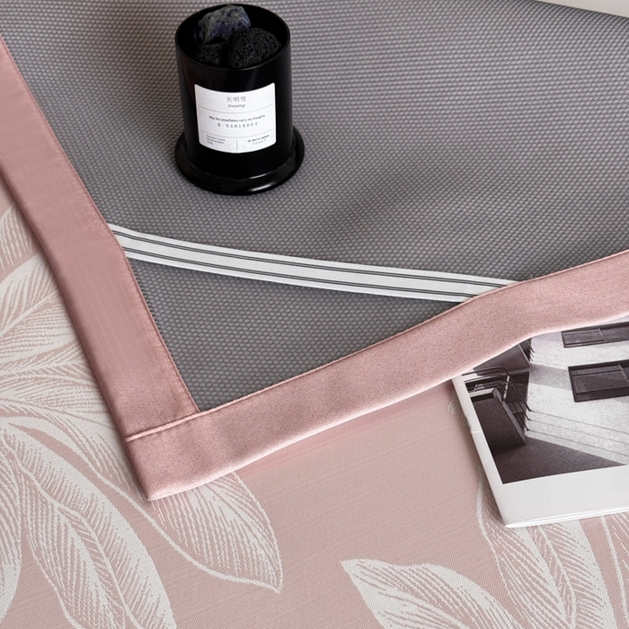 91家纺网 家纺一手货源 找家纺 九花鹿 2025新款A类PE凉感提花冰丝凉席软凉席可水洗可机洗 盆栽（樱花粉）