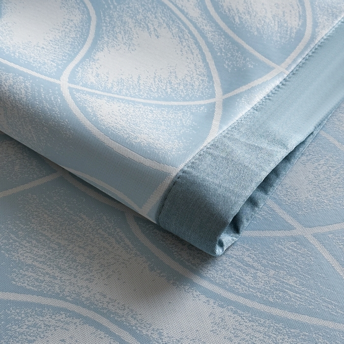 91家纺网 家纺一手货源 找家纺 九花鹿 2025新款A类PE凉感提花冰丝凉席软凉席可水洗可机洗 炫染流线（浅蓝）