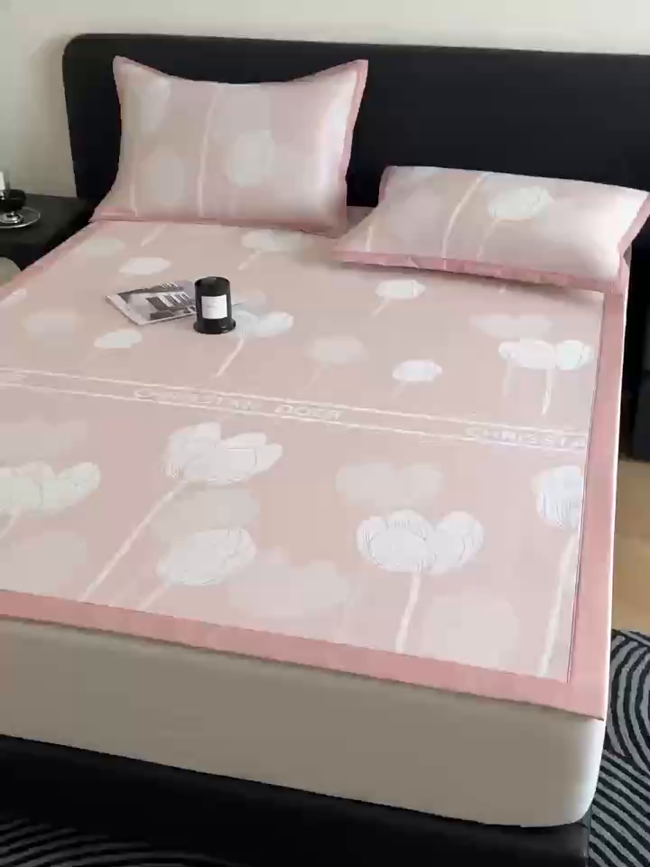 91家纺网 家纺一手货源 找家纺 九花鹿 2025新款A类PE凉感提花冰丝凉席软凉席可水洗可机洗 郁金香（浅粉）