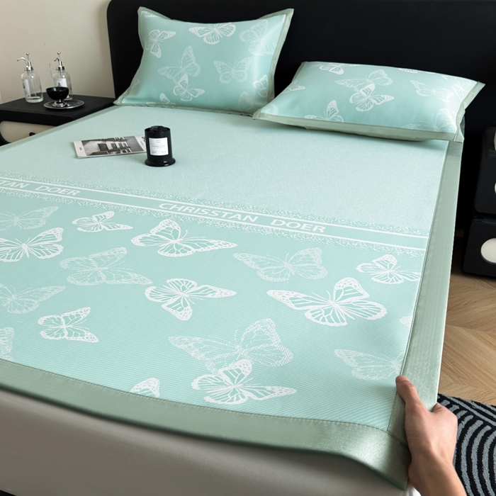 91家纺网 家纺一手货源 找家纺 （总）九花鹿 2025新款A类PE凉感提花冰丝凉席软凉席可水洗可机洗