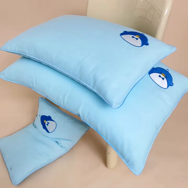 91家纺网 家纺一手货源 找家纺 喜多兔2025新款小轻柔纯棉双层纱枕套枕头 蓝色Q企鹅