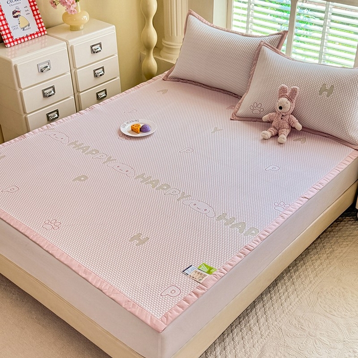 91家纺网 家纺一手货源 找家纺 绒世界 2025新款A类提花凉感豆豆复合凉席套件 提花豆豆-小狗