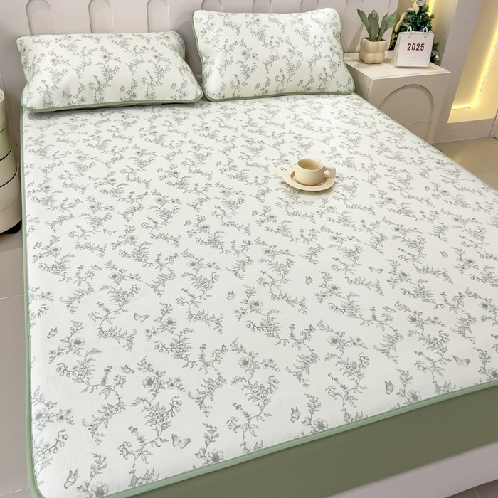 91家纺网 家纺一手货源 找家纺 2025年新款600D丝滑冰丝凉席-床笠款 连理枝绿