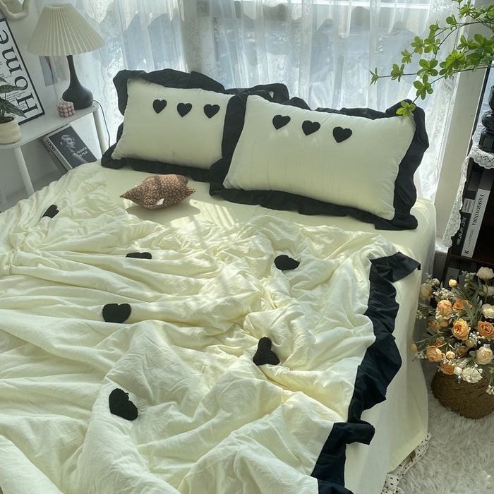 91家纺网 家纺一手货源 找家纺 2025新款毛巾绣单夏被夏被四件套 爱心-米黄