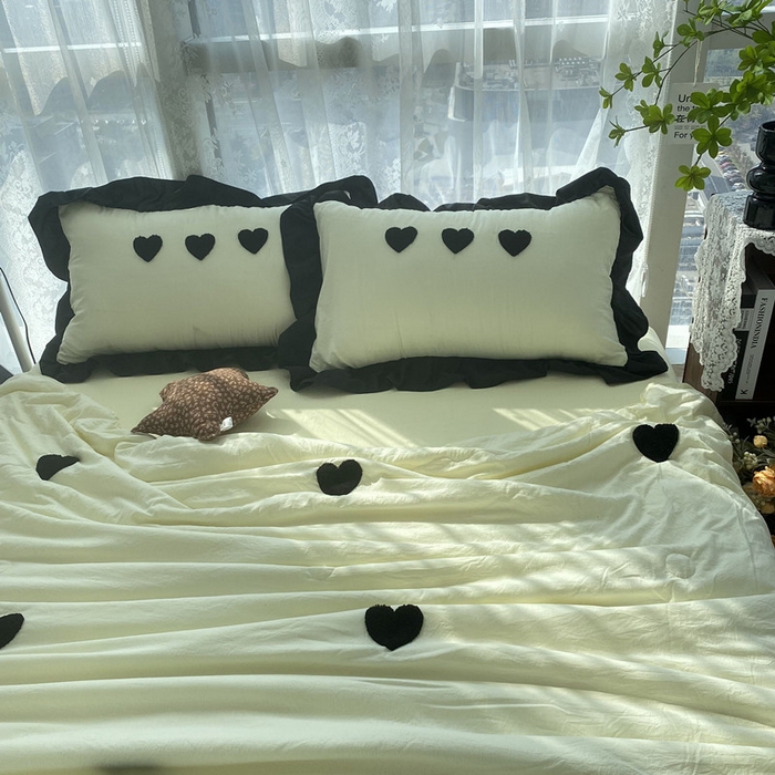 91家纺网 家纺一手货源 找家纺 2025新款毛巾绣单夏被夏被四件套 爱心-米黄