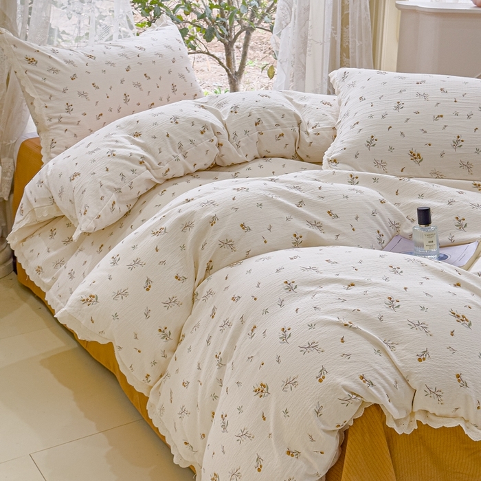 91家纺网 家纺一手货源 找家纺 可思家纺 2025新款法式皱皱纱四件套 碎花白茶