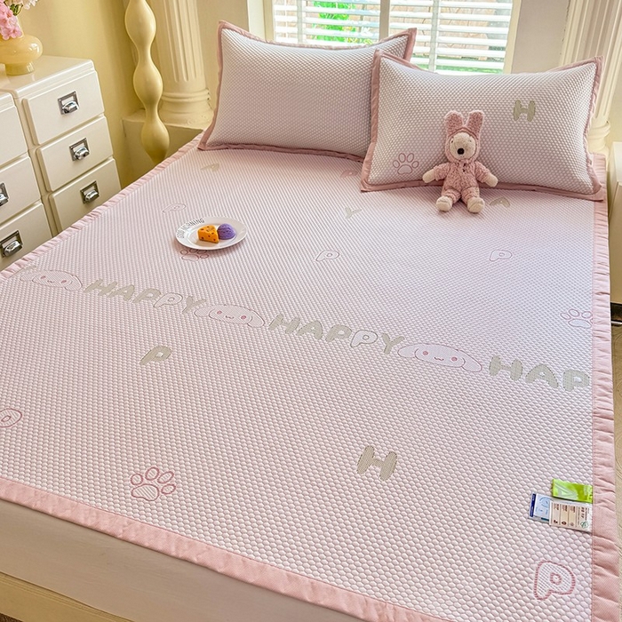 91家纺网 家纺一手货源 找家纺 绒世界 2025新款A类提花凉感豆豆复合凉席套件 提花豆豆-小狗