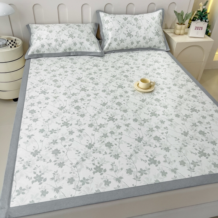 91家纺网 家纺一手货源 找家纺 倾慕家纺 2025年新款600D丝滑冰丝凉席-床席款 花点点绿