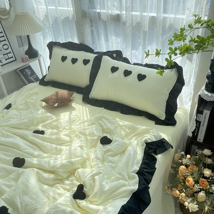 91家纺网 家纺一手货源 找家纺 2025新款毛巾绣单夏被夏被四件套 爱心-米黄