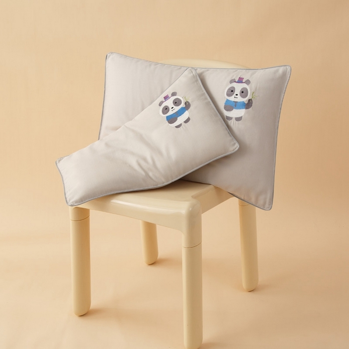 91家纺网 家纺一手货源 找家纺 喜多兔2025新款小轻柔纯棉双层纱枕套枕头 灰色萌熊猫