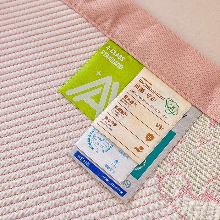 91家纺网 家纺一手货源 找家纺 绒世界 2025新款A类提花凉感豆豆复合凉席套件 提花豆豆-招财猫