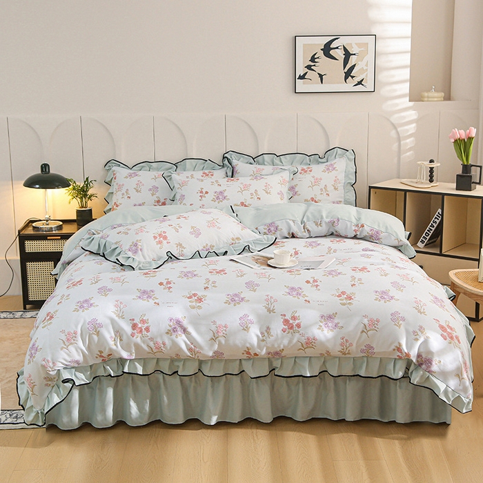 91家纺网 家纺一手货源 找家纺 铠畅家纺 2025新款有氧双层纱印花夹棉床盖四件套-终版 春日物语