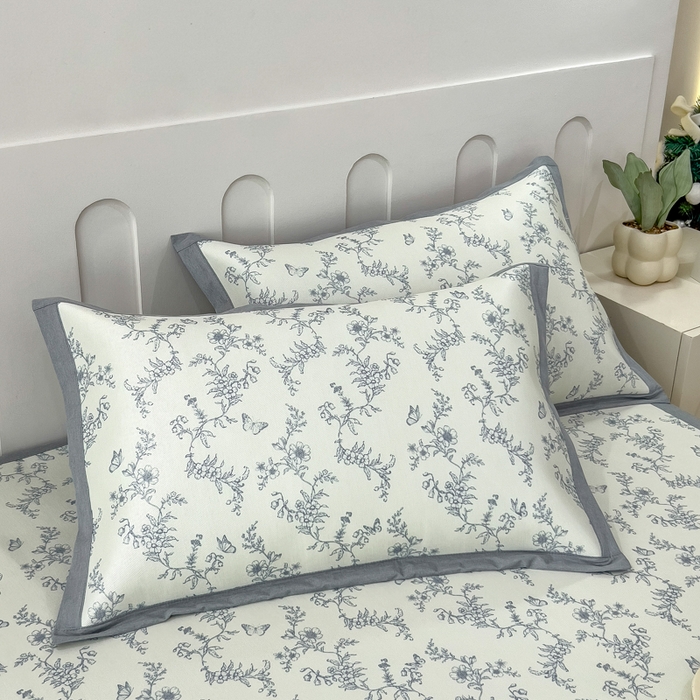 91家纺网 家纺一手货源 找家纺 倾慕家纺 2025年新款600D丝滑冰丝凉席-床席款 连理枝蓝