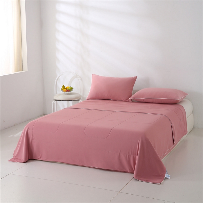 91家纺网 家纺一手货源 找家纺 （总）小禹仔 2025新款母婴级水洗硅胶夏被夏凉被子被芯